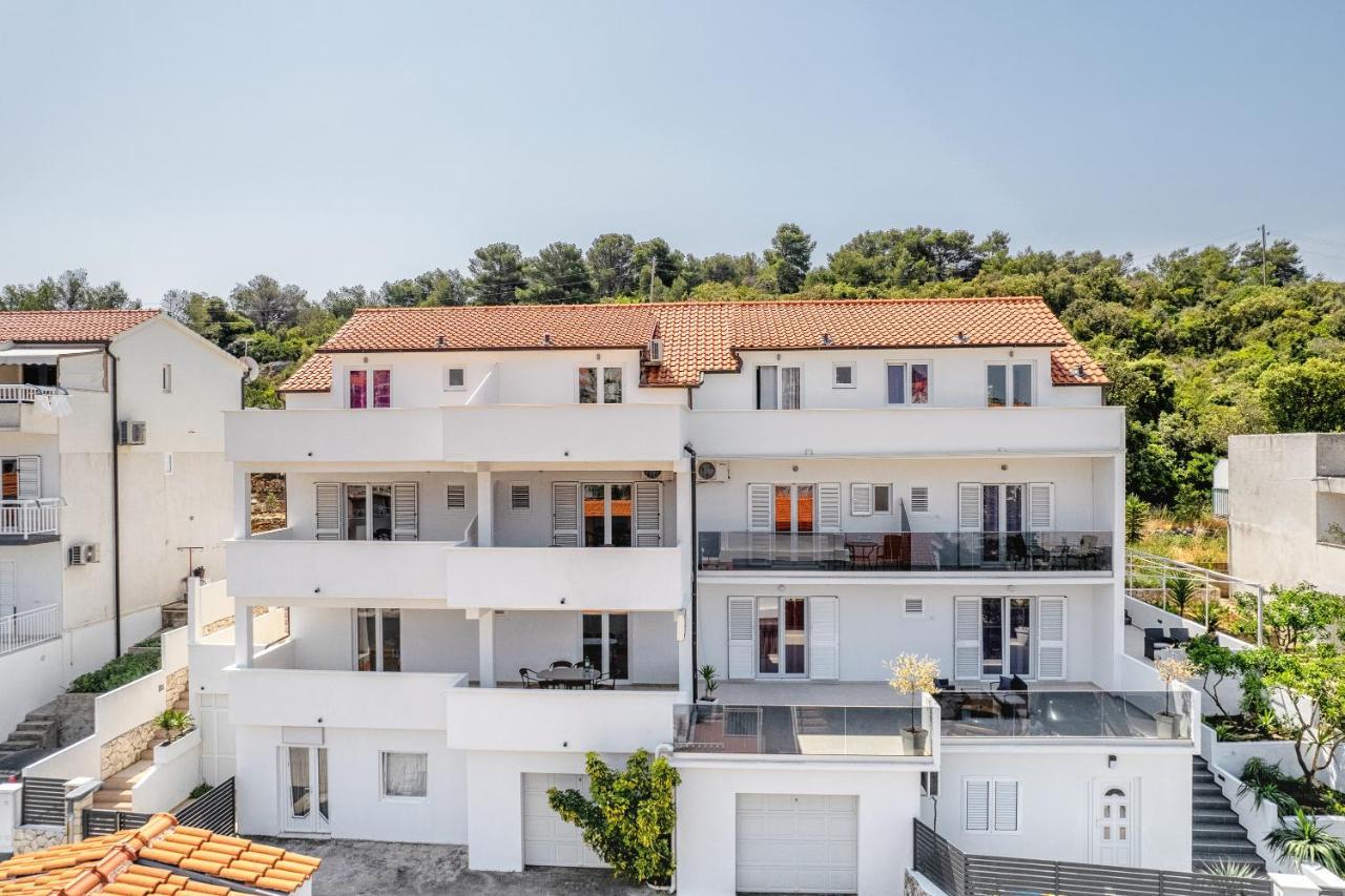 Apartments Dobrila Hvar Town Exteriér fotografie